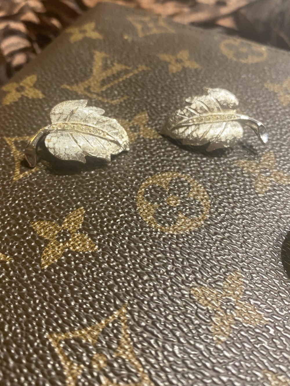 Charel Vintage Silver Tone Brushed Metal Leaf Earrings clip on MCM Art Deco